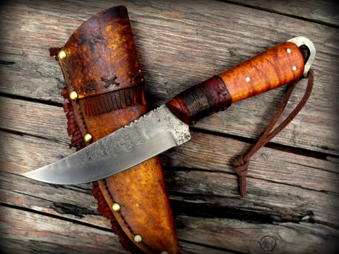 frontier scalper knife with rawhide sheath