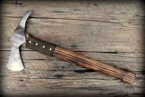 custom tomahawk, hand-forged frontier piece