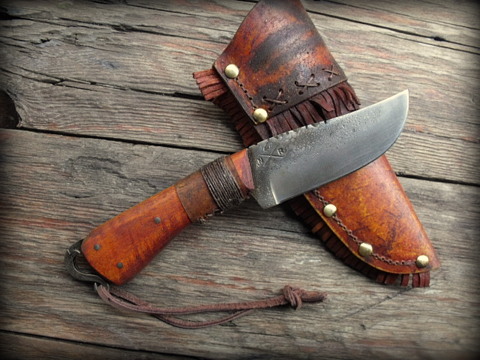 hand-forged period frontier skinner knife