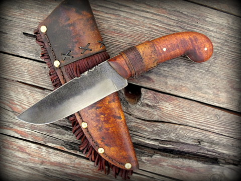 custom period frontier knife