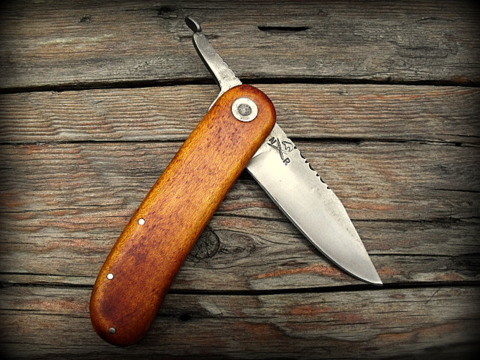 handmade vintage style friction folder